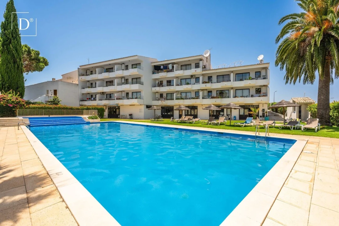 Apartamento T2 para Venda em Albufeira e Olhos de Água Foto 2