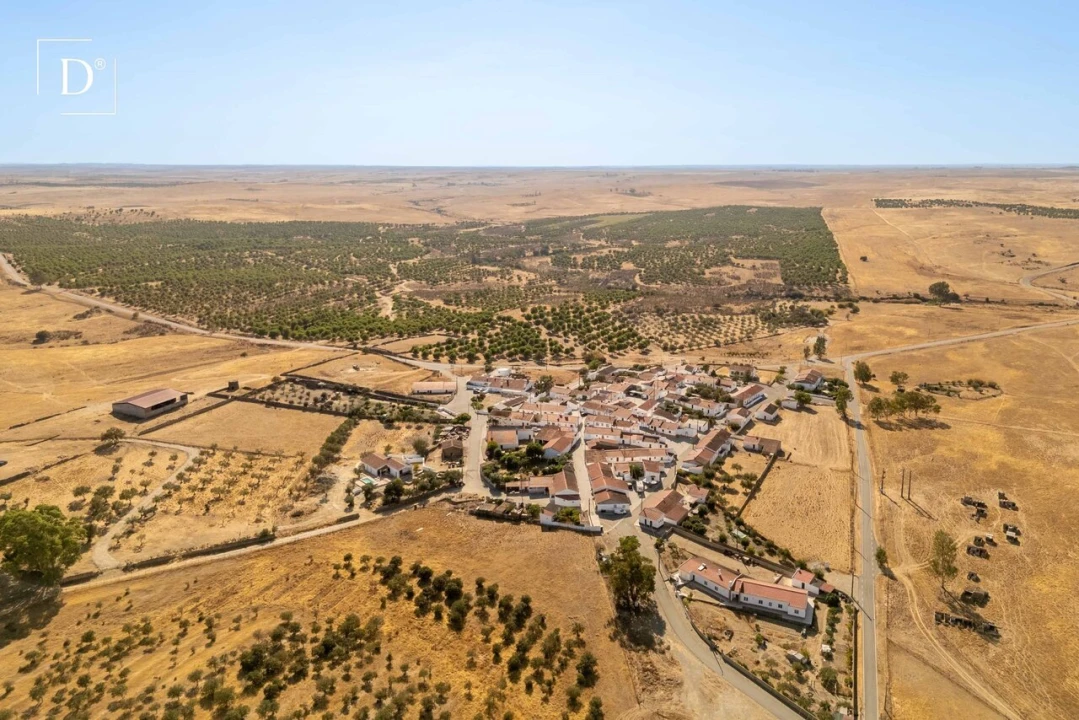 Moradia T2 para Venda em Alcaria Ruiva Foto 16