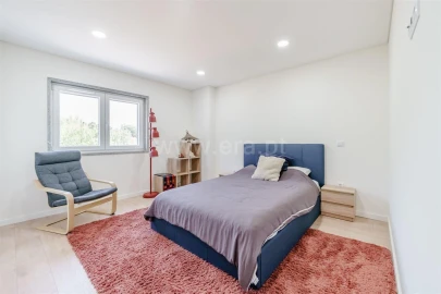 Apartamento T3 para Venda em Teixoso e Sarzedo