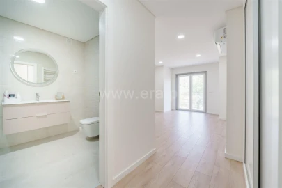 Apartamento T3 para Venda em Teixoso e Sarzedo