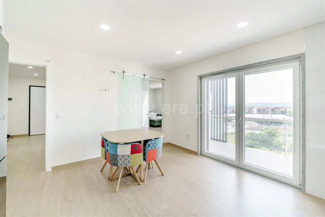 Apartamento T3 para Venda em Teixoso e Sarzedo Foto 5