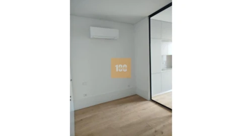 Apartamento para Venda em Cedofeita, Santo Ildefonso, Sé, Miragaia, São Nicolau e Vitória