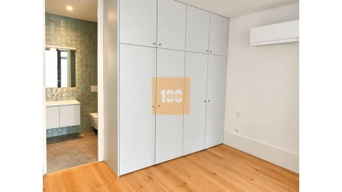 Apartamento para Venda em Cedofeita, Santo Ildefonso, Sé, Miragaia, São Nicolau e Vitória