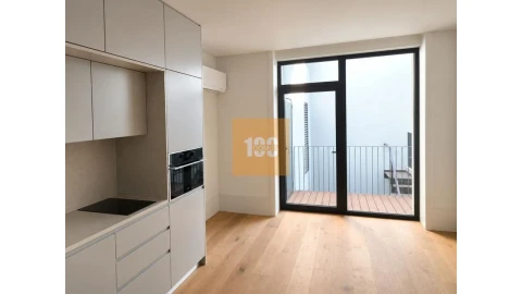Apartamento para Venda em Cedofeita, Santo Ildefonso, Sé, Miragaia, São Nicolau e Vitória