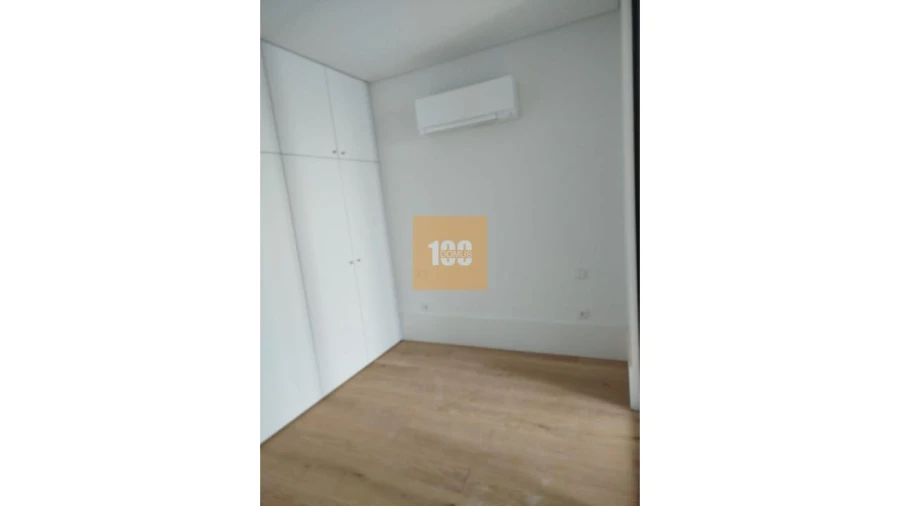 Apartamento para Venda em Cedofeita, Santo Ildefonso, Sé, Miragaia, São Nicolau e Vitória Foto 8
