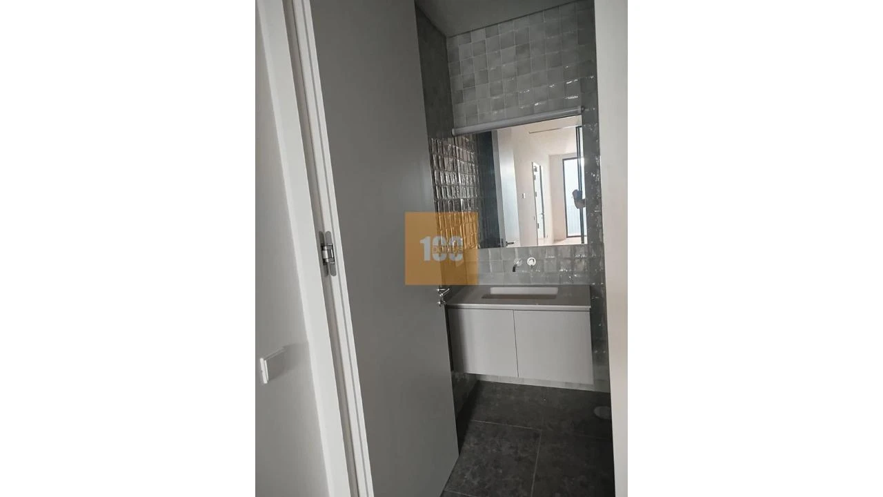 Apartamento para Venda em Cedofeita, Santo Ildefonso, Sé, Miragaia, São Nicolau e Vitória Foto 13