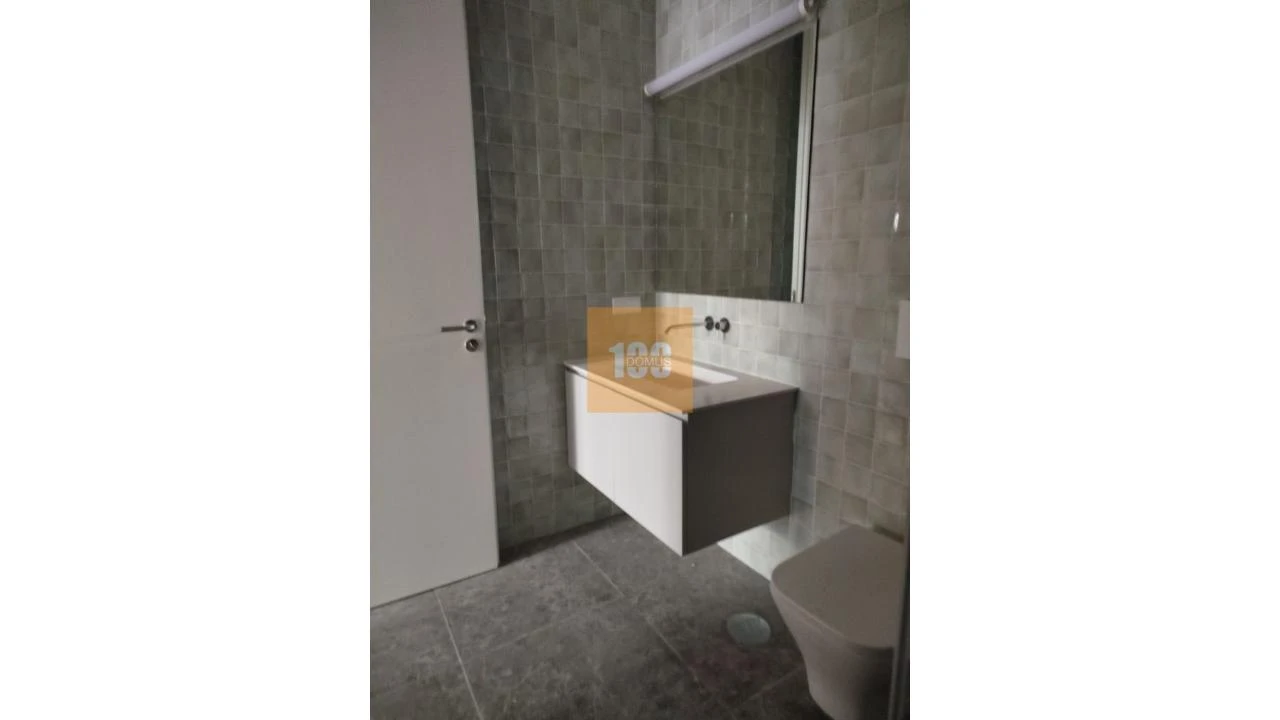 Apartamento para Venda em Cedofeita, Santo Ildefonso, Sé, Miragaia, São Nicolau e Vitória Foto 15