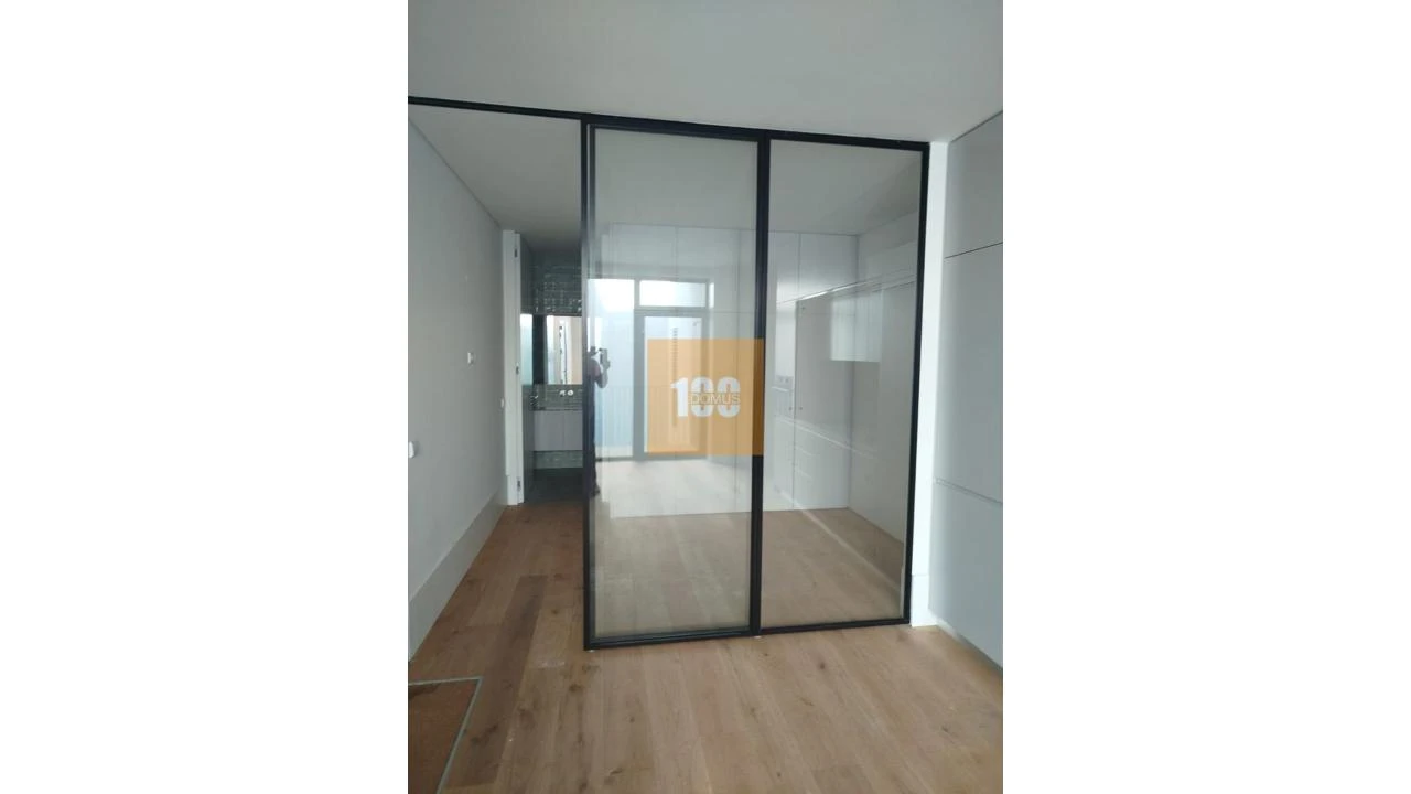 Apartamento para Venda em Cedofeita, Santo Ildefonso, Sé, Miragaia, São Nicolau e Vitória Foto 6