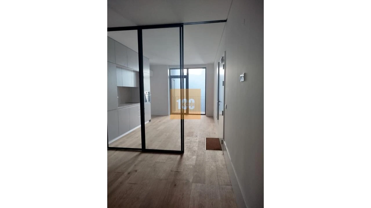 Apartamento para Venda em Cedofeita, Santo Ildefonso, Sé, Miragaia, São Nicolau e Vitória Foto 11