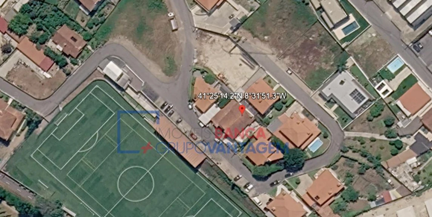 Moradia T4 para Venda em Louro Foto 7