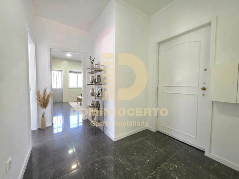 Apartamento T3 para Venda em Fânzeres e São Pedro da Cova Foto 2