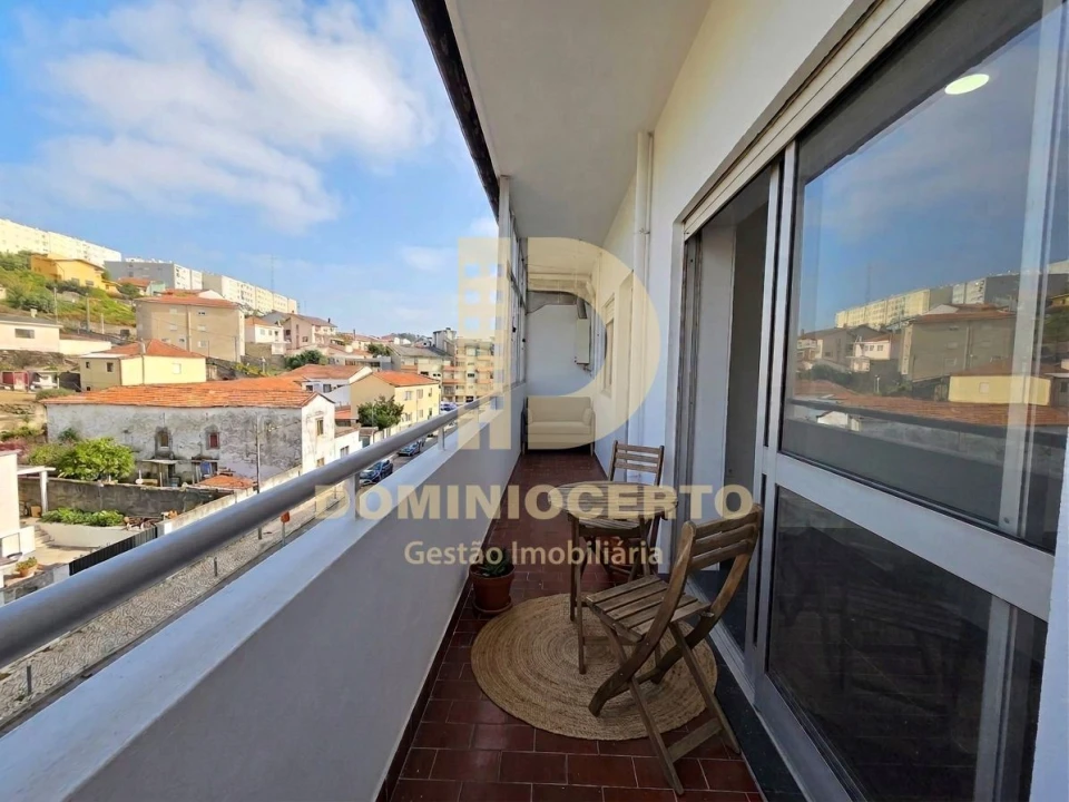 Apartamento T3 para Venda em Fânzeres e São Pedro da Cova Foto 12