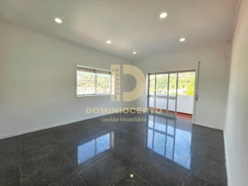 Apartamento T3 para Venda em Fânzeres e São Pedro da Cova
