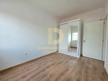 Apartamento T3 para Venda em Fânzeres e São Pedro da Cova