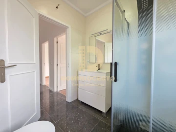 Apartamento T3 para Venda em Fânzeres e São Pedro da Cova