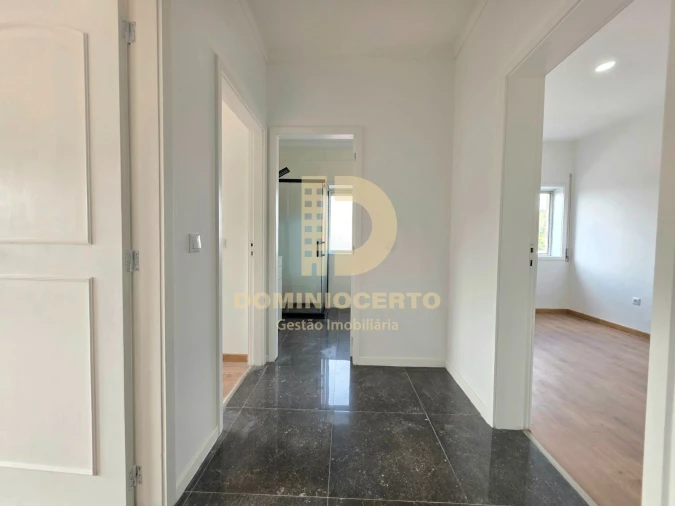 Apartamento T3 para Venda em Fânzeres e São Pedro da Cova Foto 14