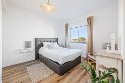 Apartamento T2 para Venda em Algueirão-Mem Martins