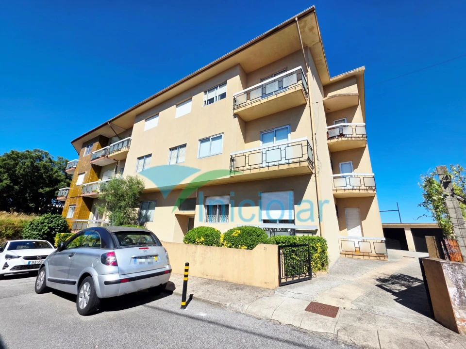 Apartamento T3 para Venda em Rio Tinto Foto 1