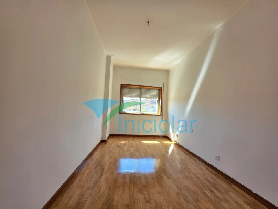 Apartamento T3 para Venda em Rio Tinto Foto 13