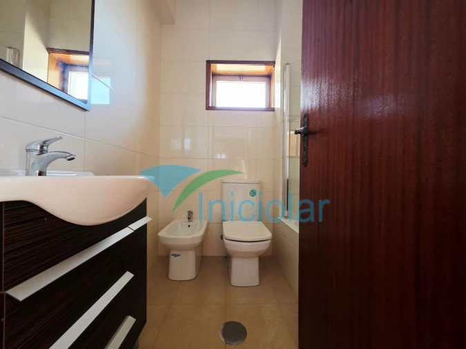 Apartamento T3 para Venda em Rio Tinto Foto 11