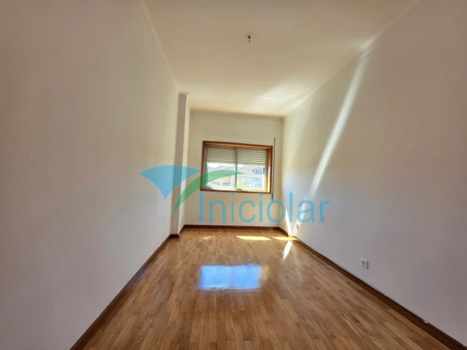 Apartamento T3 para Venda em Rio Tinto Foto 13