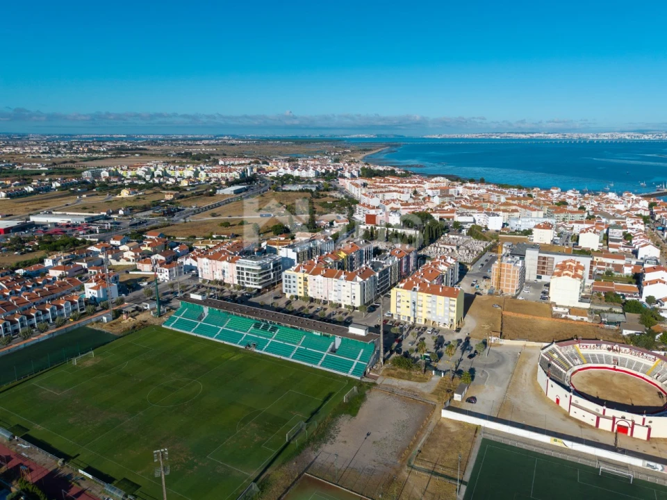 Apartamento T3 para Venda em Alcochete Foto 21