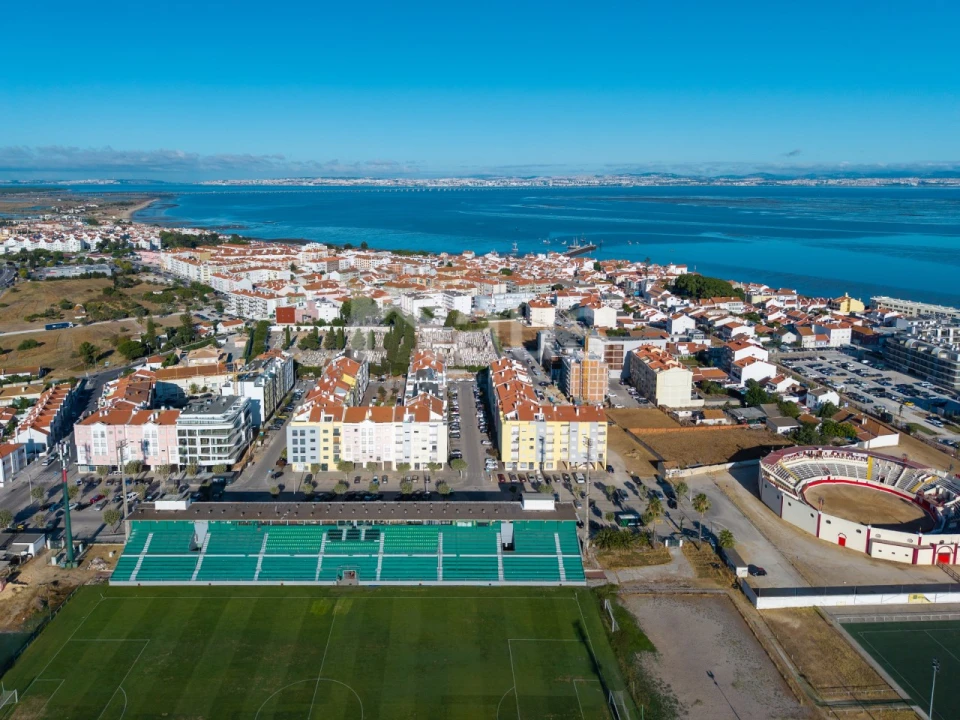 Apartamento T3 para Venda em Alcochete Foto 23