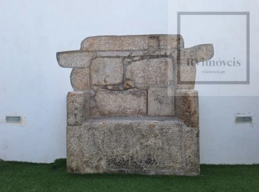 Moradia T4 para Venda em Santa Maria Maior e Monserrate e Meadela