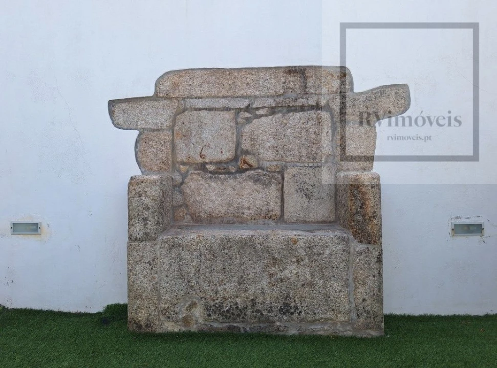 Moradia T4 para Venda em Santa Maria Maior e Monserrate e Meadela Foto 19