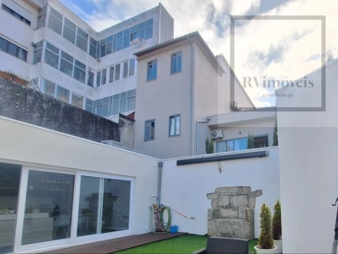 Moradia T4 para Venda em Santa Maria Maior e Monserrate e Meadela Foto 16