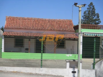 Moradia T2 para Venda em Marvila, Ribeira Santarém, São Salvador, São Nicolau