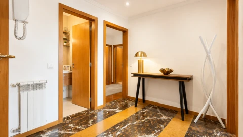Apartamento T3 para Venda em Cidade da Maia