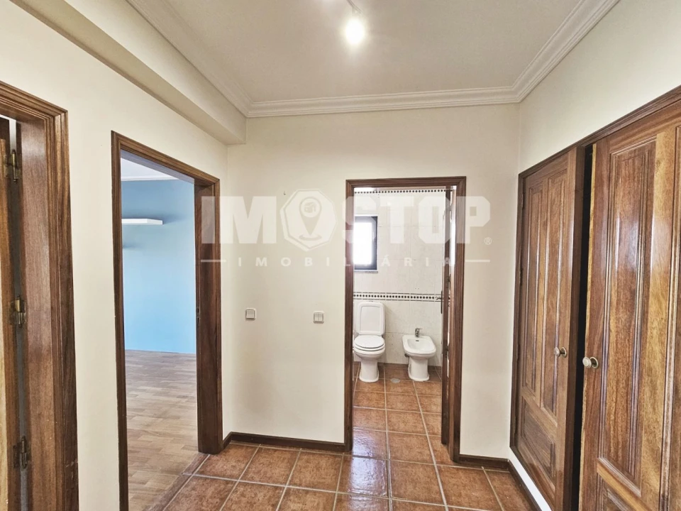 Apartamento T2 para Venda em Recardães e Espinhel Foto 10