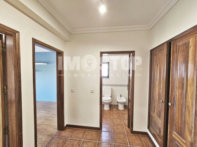 Apartamento T2 para Venda em Recardães e Espinhel Foto 10
