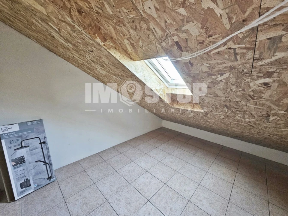 Apartamento T2 para Venda em Recardães e Espinhel Foto 21