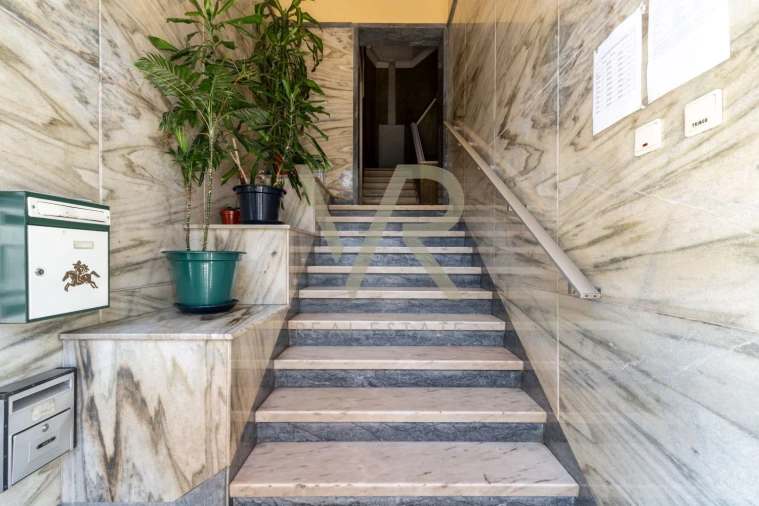 Apartamento T2 para Venda em Odivelas Foto 24
