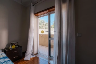 Apartamento T3 para Venda em Sé Nova, Santa Cruz, Almedina e São Bartolomeu