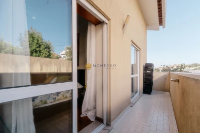 Apartamento T3 para Venda em Sé Nova, Santa Cruz, Almedina e São Bartolomeu