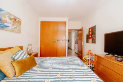 Apartamento T3 para Venda em Sé Nova, Santa Cruz, Almedina e São Bartolomeu