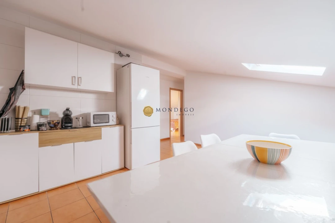 Apartamento T3 para Venda em Sé Nova, Santa Cruz, Almedina e São Bartolomeu Foto 45