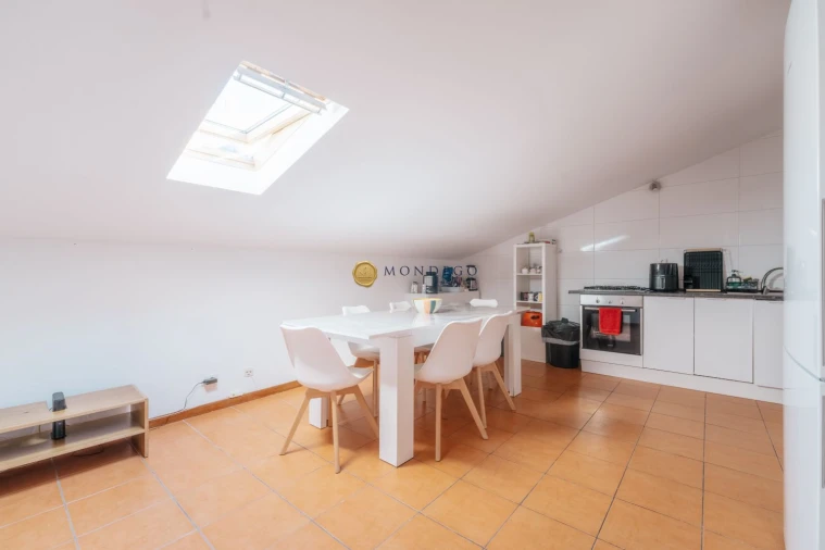 Apartamento T3 para Venda em Sé Nova, Santa Cruz, Almedina e São Bartolomeu Foto 42