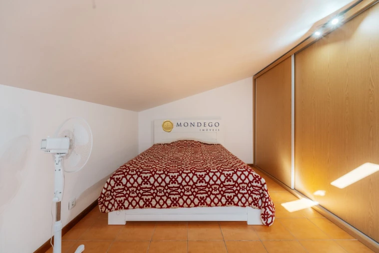 Apartamento T3 para Venda em Sé Nova, Santa Cruz, Almedina e São Bartolomeu Foto 49