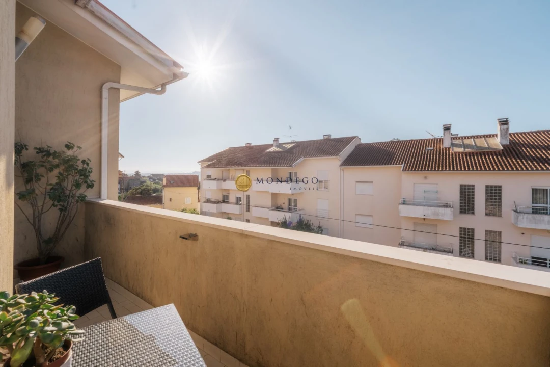 Apartamento T3 para Venda em Sé Nova, Santa Cruz, Almedina e São Bartolomeu Foto 23
