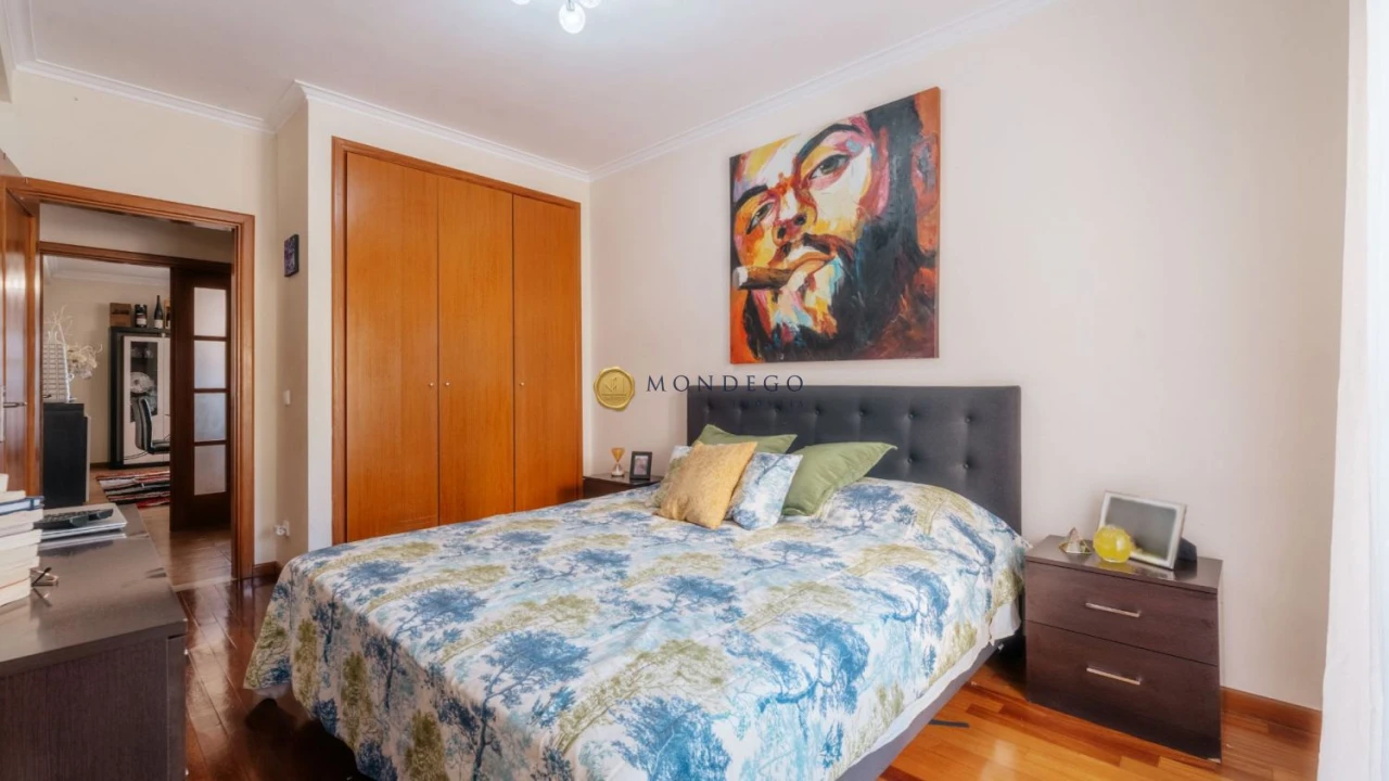 Apartamento T3 para Venda em Sé Nova, Santa Cruz, Almedina e São Bartolomeu Foto 53