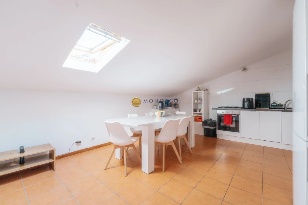 Apartamento T3 para Venda em Sé Nova, Santa Cruz, Almedina e São Bartolomeu Foto 42