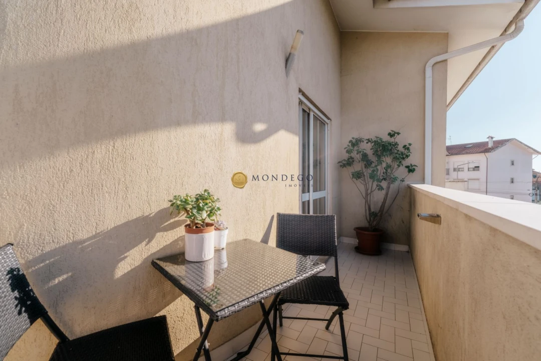 Apartamento T3 para Venda em Sé Nova, Santa Cruz, Almedina e São Bartolomeu Foto 22