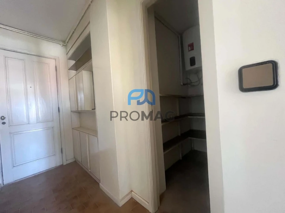 Apartamento T1 para Venda em Bonfim Foto 8
