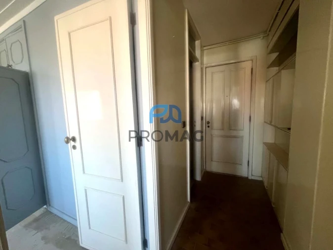 Apartamento T1 para Venda em Bonfim Foto 6