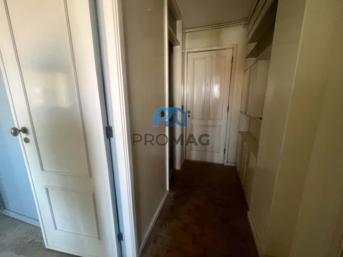 Apartamento T1 para Venda em Bonfim Foto 9