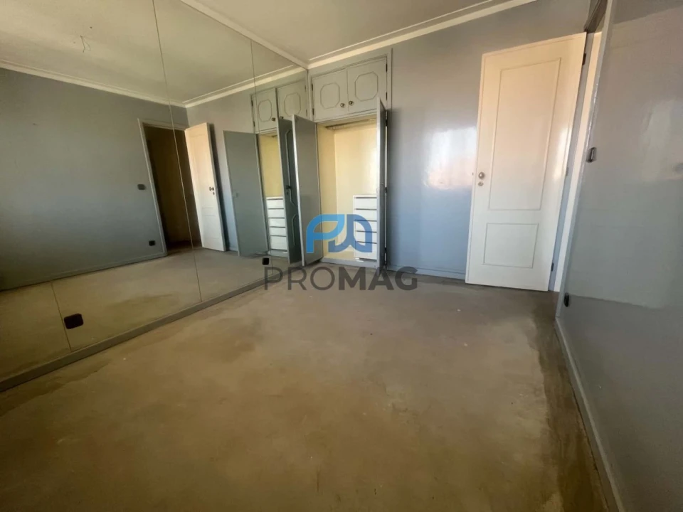 Apartamento T1 para Venda em Bonfim Foto 12